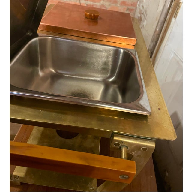 Mid 20th Century Copper Brass Buffet Double Serving Warmer Bakelite Handles Industrial Catering For Sale - Image 4 of 11