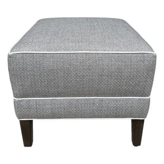 Ethan Allen Gray Upholstered Ottoman With White Piping For Sale