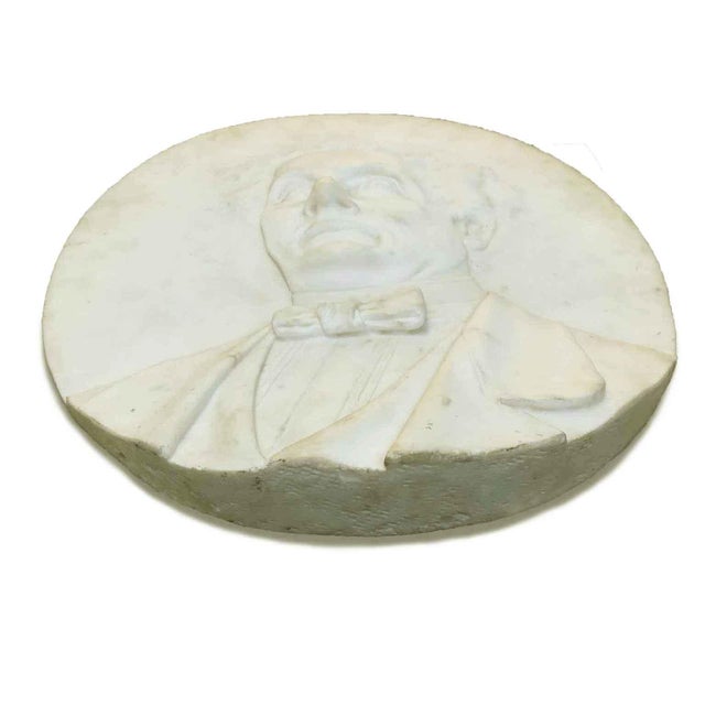 Oval Bas-Relief in with Male Portrait, 1800s, Marble For Sale - Image 3 of 8