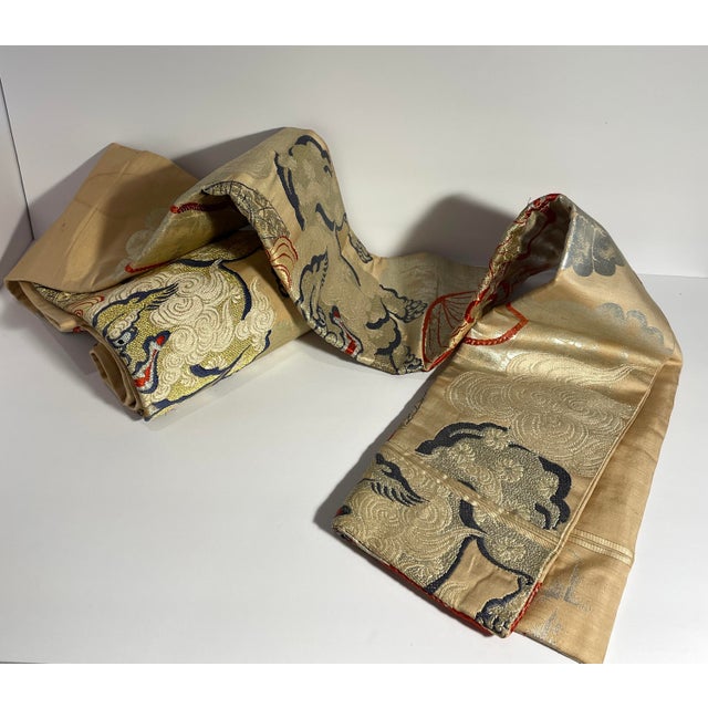 Silk Japanese Kimono Belt With Temple Lions For Sale - Image 6 of 9