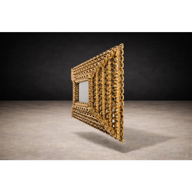 Peruvian Baroque Colonial Sunburst Mirror in Carved Hardwood & Gold Leaf, 1890–1920 For Sale - Image 10 of 13