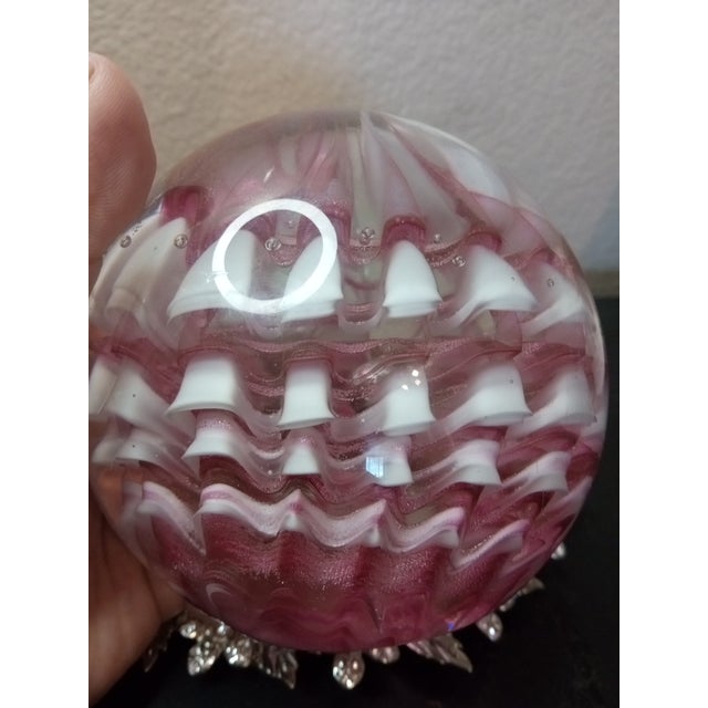 Mid-Century Modern 1980s Gorgeous Signed Adam Jablonski Poland Pink Swirl Large Paperweight For Sale - Image 3 of 7
