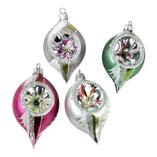 Set of 4 Vintage Hand Decorated Romania Glass Christmas Tree Ornaments For Sale