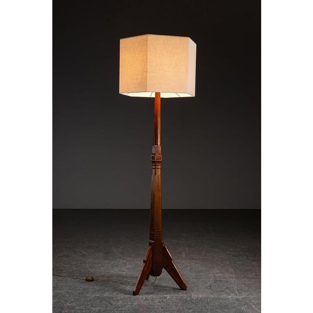 1920s Architectural Standing Lamp period: 1920sorigin: The Netherlands dimensions (cm): h188 x w61 x d61 cm material: new...