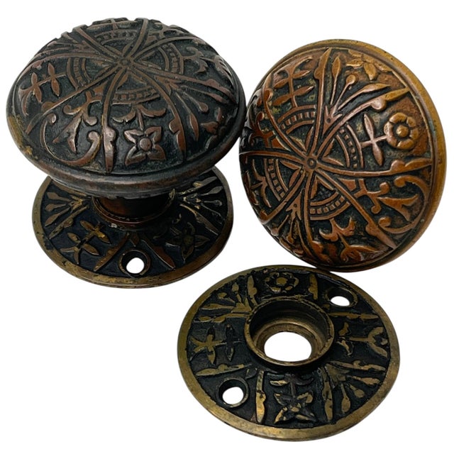 1890s American Bronze Door Knobs With Rosettes - A Pair For Sale - Image 4 of 9