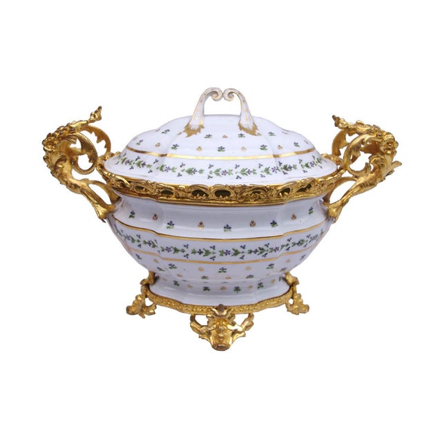 Metal Louis XV Style French Porcelain Soup Tureen, 1900s For Sale - Image 7 of 7