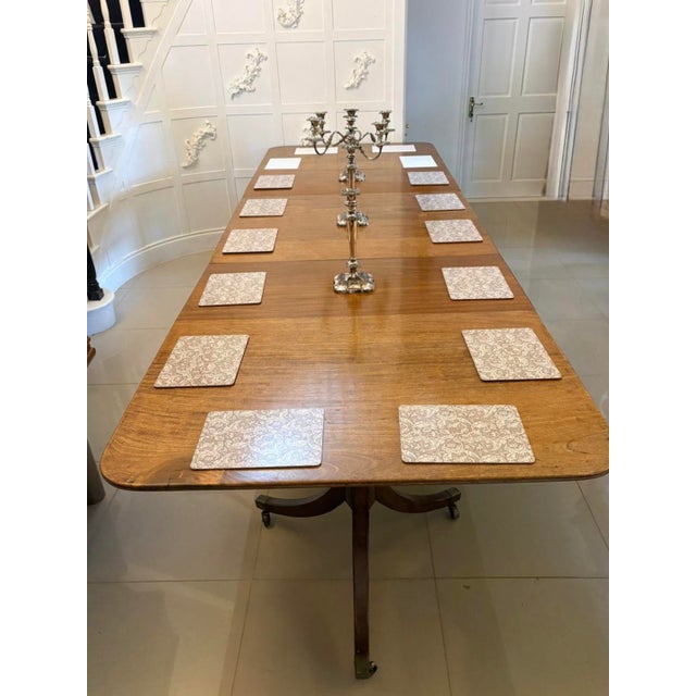 Hollywood Regency Antique Regency Extendable Dining Table in Mahogany, 1830 For Sale - Image 3 of 15