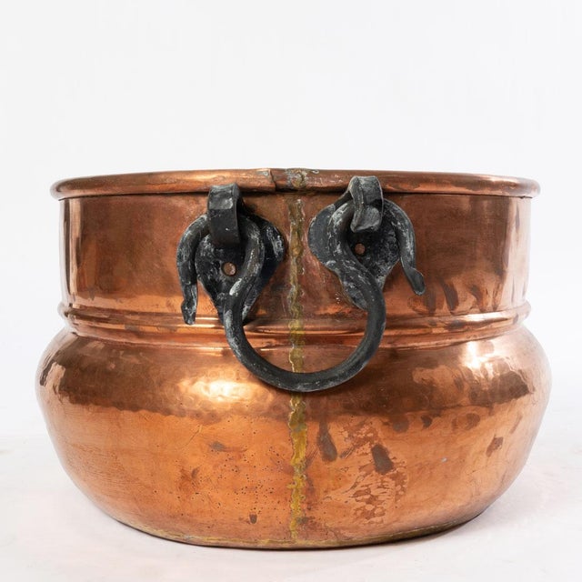 Early 20th Century Antique Hand Wrought Copper Jardiniere With Iron Handles For Sale - Image 5 of 8