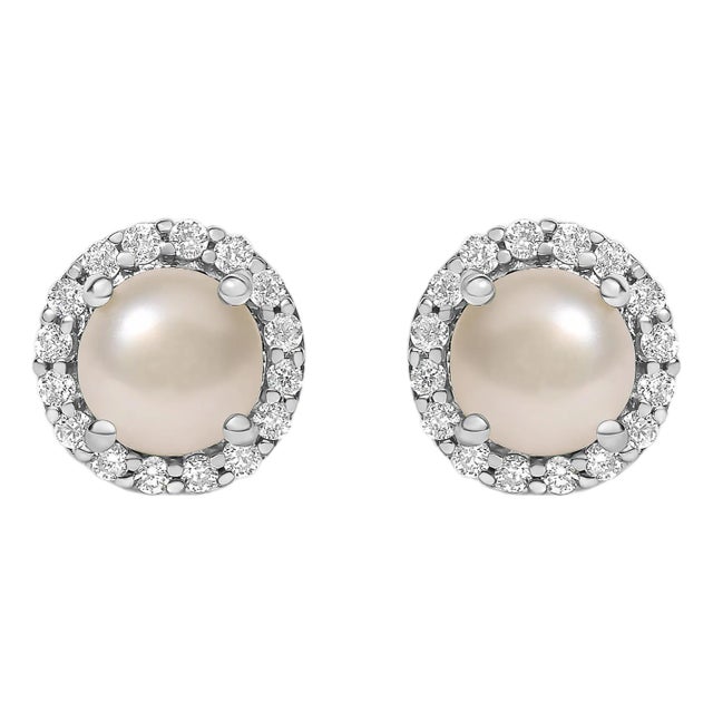 10K White Gold Pearl and 1/6 Cttw Diamond Halo Stud Earring For Sale