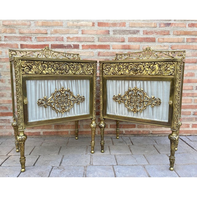 19th Century French Bronze Vitrine Nightstands with Glass Doors and Brass Drawer For Sale - Image 16 of 18