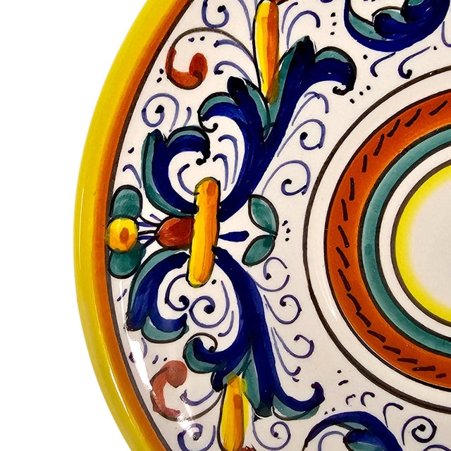 Late 20th Century Italian Labor Deruta Hand-Painted Maiolica Cups and Saucers, Set of 4 For Sale - Image 17 of 18