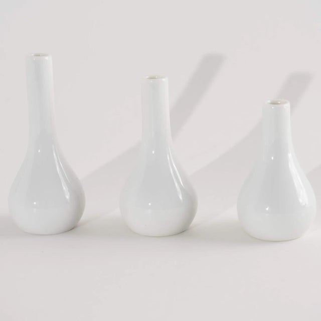 Fitz and Floyd Vintage White Porcelain Fitz and Floyd Miniature Vases - Set of 3 For Sale - Image 4 of 10
