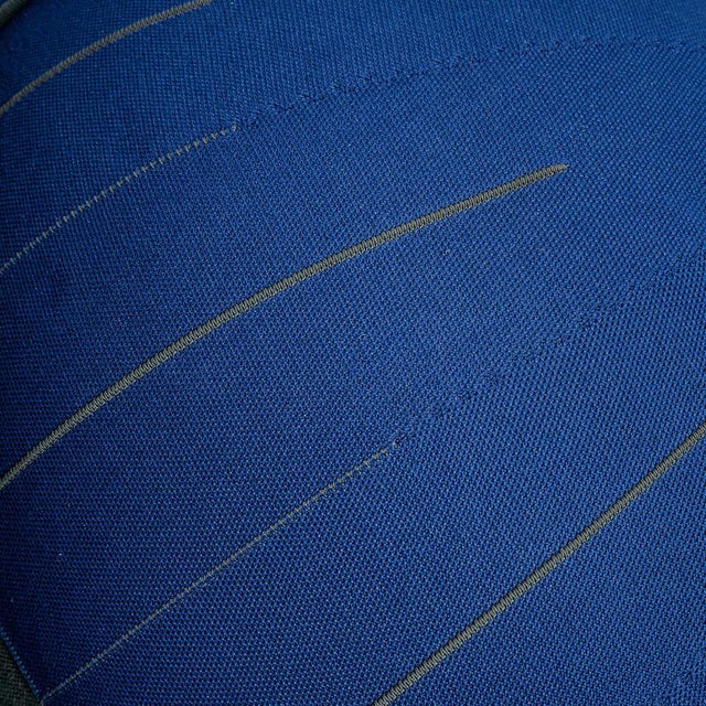 Textile Mochi Ottoman by Hella Jongerius for Vitra, 2010s For Sale - Image 7 of 8