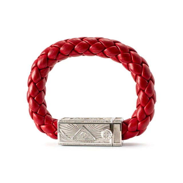 This is part of Chairish’s Fine Jewelry assortment. Brand: Sword Metal Type: 18K White Gold & Titanium Length: 6.50 inches...