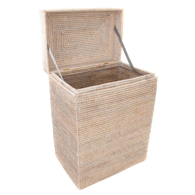 Artifacts Rattan Rectangular Hamper with Hinged Lid in White Wash For Sale - Image 4 of 7