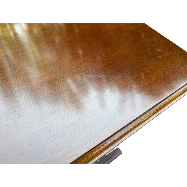 Georgian Style Mahogany Banded Wood Three-Drawer Nightstand For Sale - Image 13 of 16