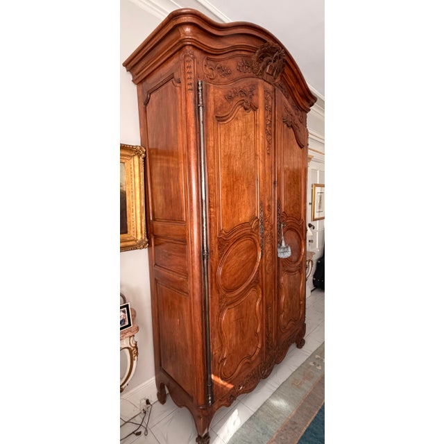 Magnificent 18th-Century French Provincial Carved Walnut Armoire — The Fox and the Stork From the Private Collection of Pierre Moulin For Sale In New York - Image 6 of 12