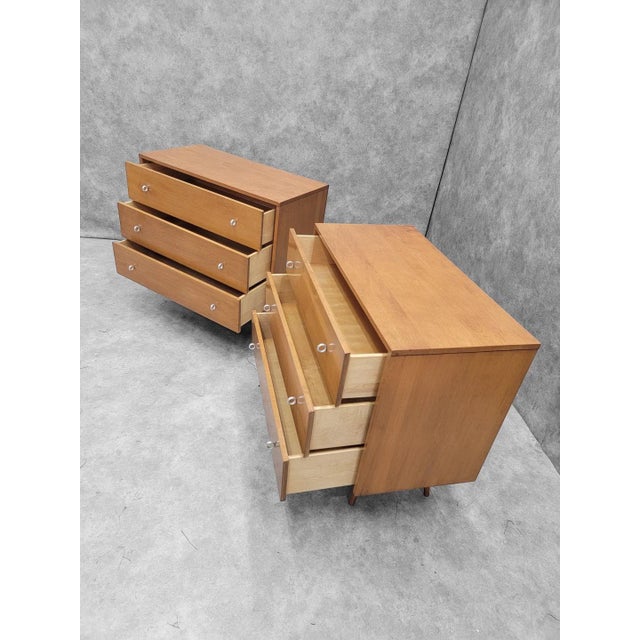 Mid Century Modern Chest of Drawers Paul McCobb Style for Planner Group - Pair For Sale - Image 11 of 11