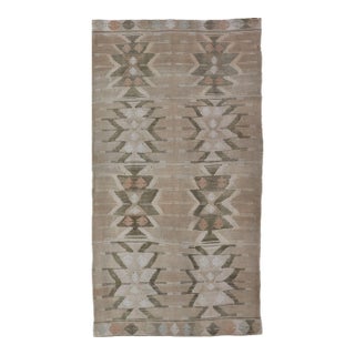 Bold Medallion Design Turkish Flat Weave Kilim Rug With Earthy Tones and Green For Sale