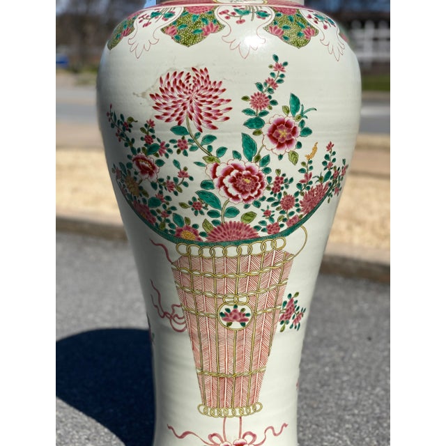 Early 20th Century Large Chinese Urn For Sale - Image 4 of 10