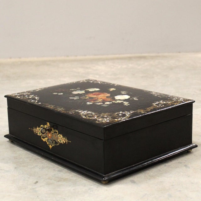 19th Century Napoleon III Lacquered and Painted Casket Box For Sale - Image 6 of 16