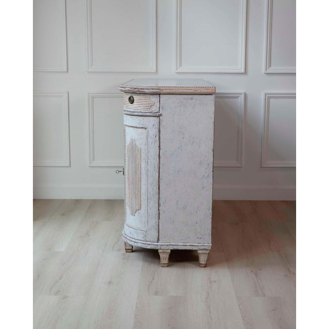 Swedish 19th Century Gustavian Style Four-Door Demi Lune Buffet, c. 1880 For Sale - Image 4 of 14