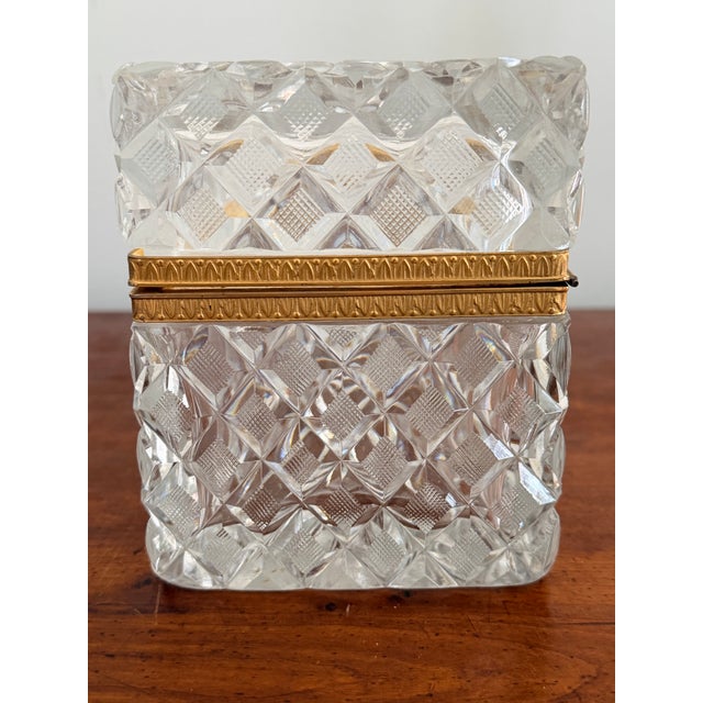 Transparent Antique Baccarat (Attrib.) Cut Crystal Glass Casket Box With Bow Clasp For Sale - Image 8 of 12
