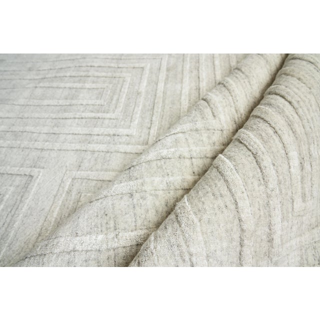 Exquisite Rugs Exquisite Rugs Belnord Handmade Bamboo Silk & Cotton Ivory Rug-6'X9' For Sale - Image 4 of 7