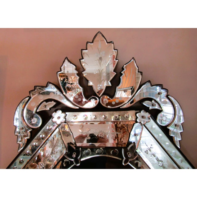 Antique French Venetian Style Etched and Beveled Glass Wall Mirror Circa 1920s For Sale In Miami - Image 6 of 12