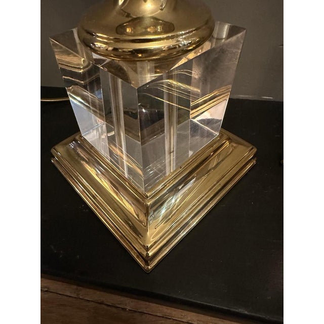 Goldenrod Vintage Column Table Lamps in Acrylic and Lacquered Brass, 1980, Set of 2 For Sale - Image 8 of 13