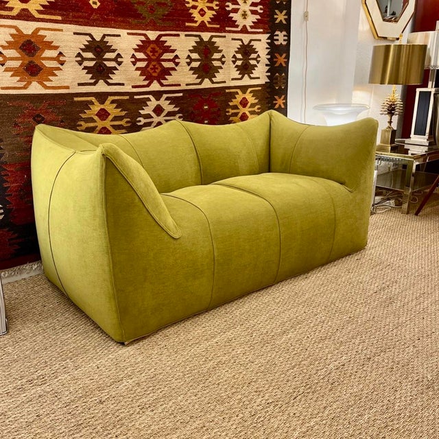 Vintage two-seater sofa, Le Bambole, by Mario Bellini, produced by B&B in Italy around 1975. Completely reupholstered in...