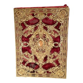 Example of E.F. Chapman Decor