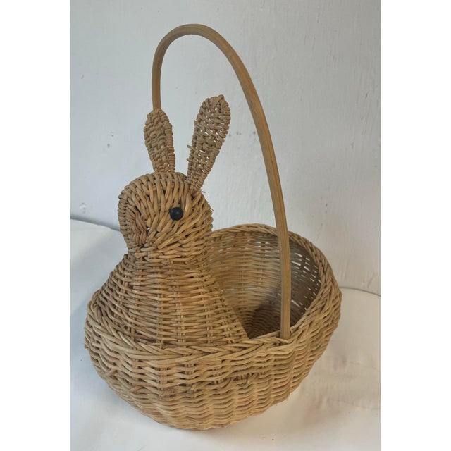 Mid-Century Modern Vintage Rabbit Shaped Wicker Basket For Sale - Image 3 of 7