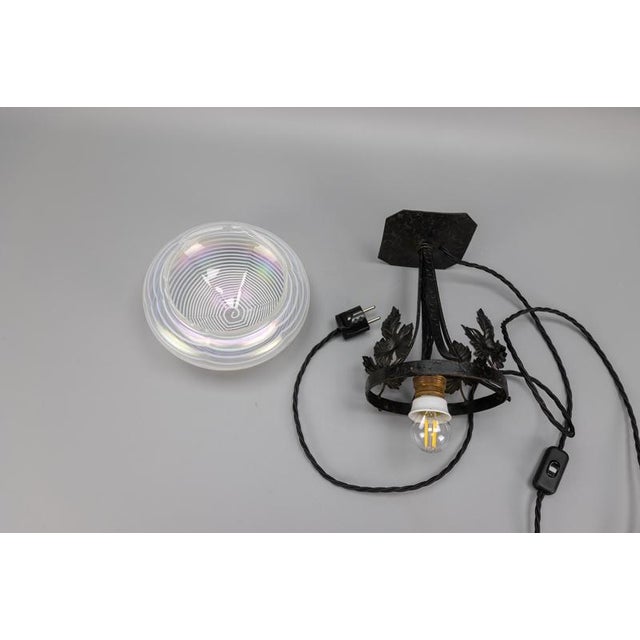Art Nouveau French White Iridescent Glass and Wrought Iron Table Lamp, 1920s For Sale - Image 16 of 18