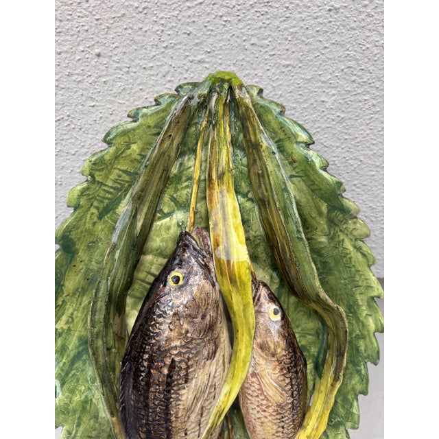 French Country 19th Century Majolica Palissy Fishs Platter Leaf Battaglia Varages For Sale - Image 3 of 6