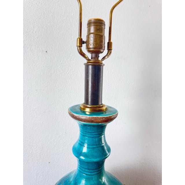 Ugo Zaccagnini Mid-Century Ming Style Italian Ceramic Table Lamp Attributed to Ugo Zaccagnini, Turquoise Crackle Glaze For Sale - Image 4 of 12