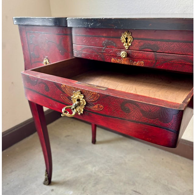 Early 20th Century Louis XV Style Chinoiserie Side Table For Sale - Image 5 of 14