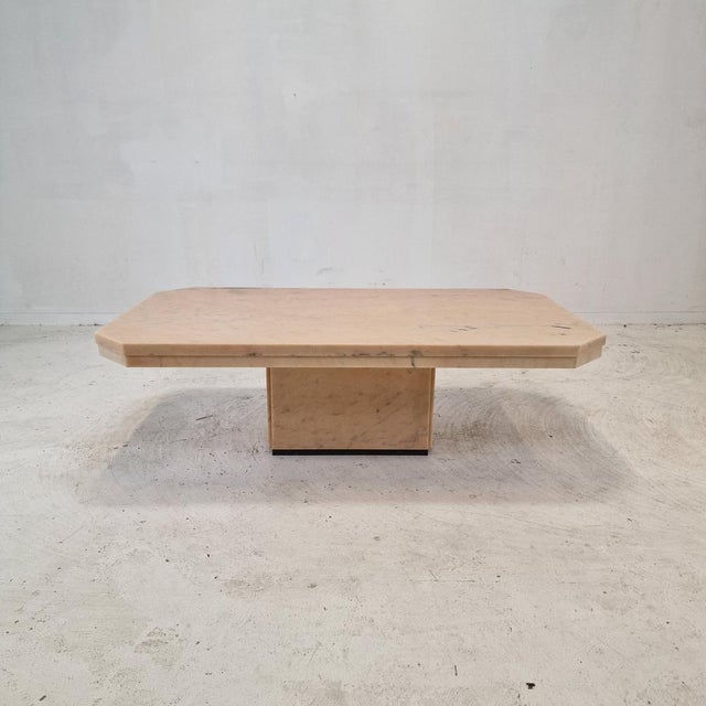 Very nice Italian coffee table, fabricated in the early 1980s. It is handcrafted out of very beautiful marble. The...