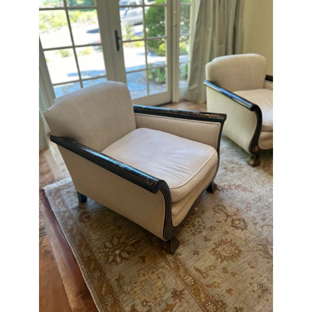 Chinese Pair of 19th Century English Raised Chinoiserie Sofa Chairs For Sale - Image 3 of 5