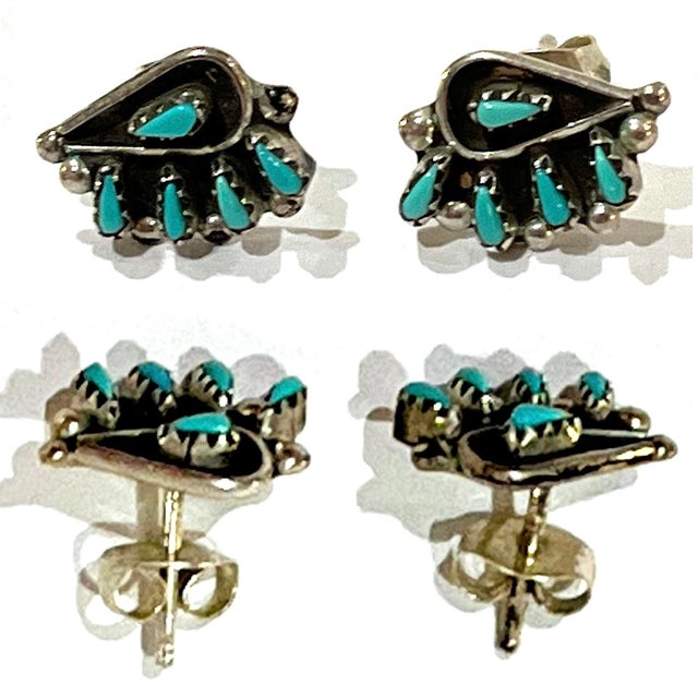 Vintage Zuni Squash Blossom Sterling Silver Turquoise Necklace With Earrings Set For Sale - Image 11 of 12