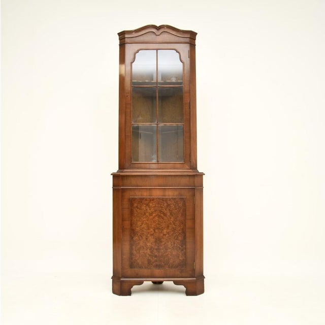 Vintage Georgian Style Burr Walnut Corner Cabinet, 1950s For Sale - Image 3 of 8