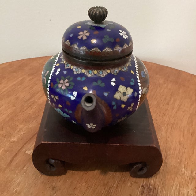Antique Japanese Cloisonné Meiji Period Teapot Phoenix Motif, Blue Enamel Body on Wood Base For Sale - Image 9 of 12