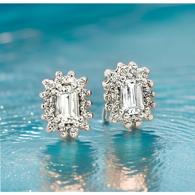 2010s Natural Sapphire Diamond Stud Earrings 14k W Gold 0.94 TCW Certified For Sale - Image 5 of 16