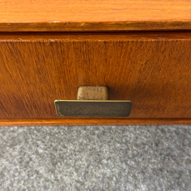 Vintage Wall-Mounted Nightstands, 1950s, Set of 2 For Sale - Image 3 of 8