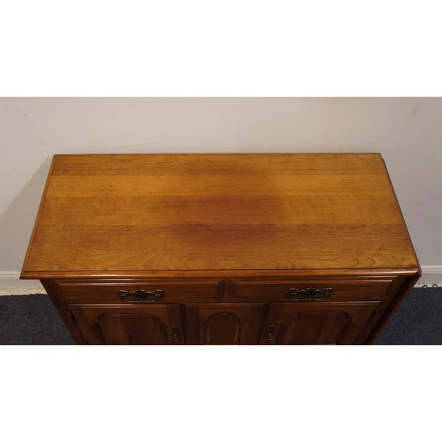 THOMASVILLE FURNITURE Collector's Cherry Traditional Style 66" Server Buffet w. Slide-and-Drop-Top 720-26 Top has some sun...