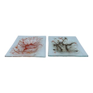 Small Higgins Fused Glass Dishes, Set of 2 For Sale