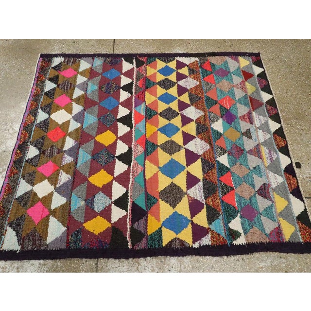 Galerie Shabab Collection Mid-20th Century Persian Flatweave Kilim Rug For Sale In New York - Image 6 of 9