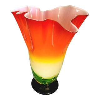 1970s Vibrant Mid-Century Murano Style Handblown Ruffled Handkerchief Vase For Sale