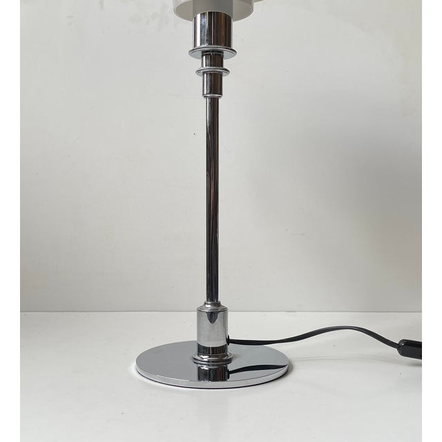 Vintage PH 3/2 Table Lamp in Chrome and Opaline Glass by Poul Henningsen for Louis Poulsen, 1990s For Sale - Image 6 of 9