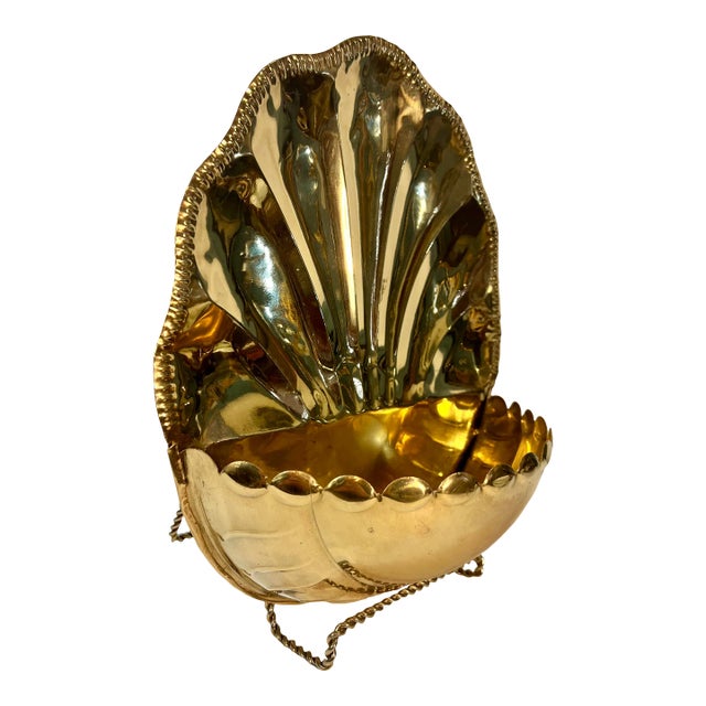 Vintage Hollywood Regency Polished Brass Hand Hammered Repousse Shell Wall Pocket For Sale